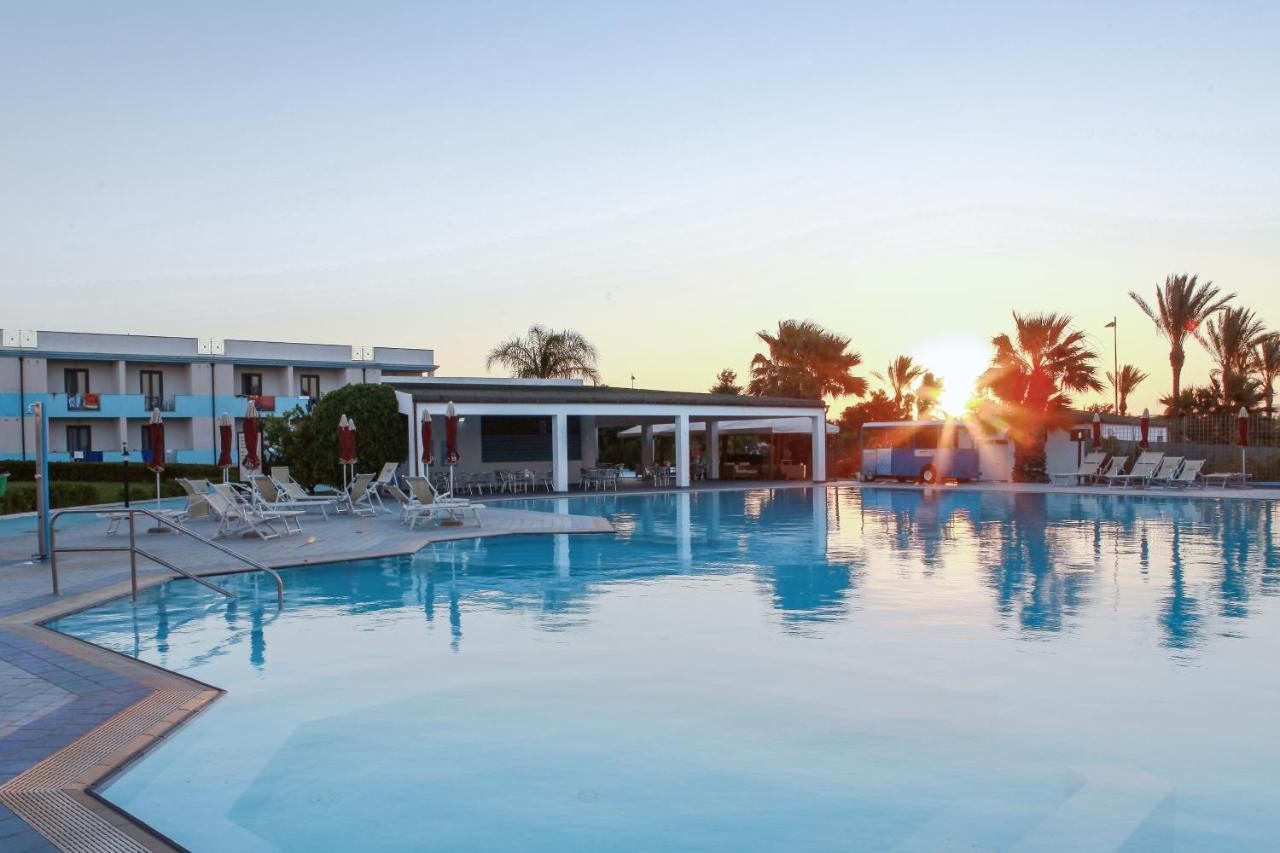 Hotel Zeta Club Selinunte à Marinella di Selinunte Extérieur photo