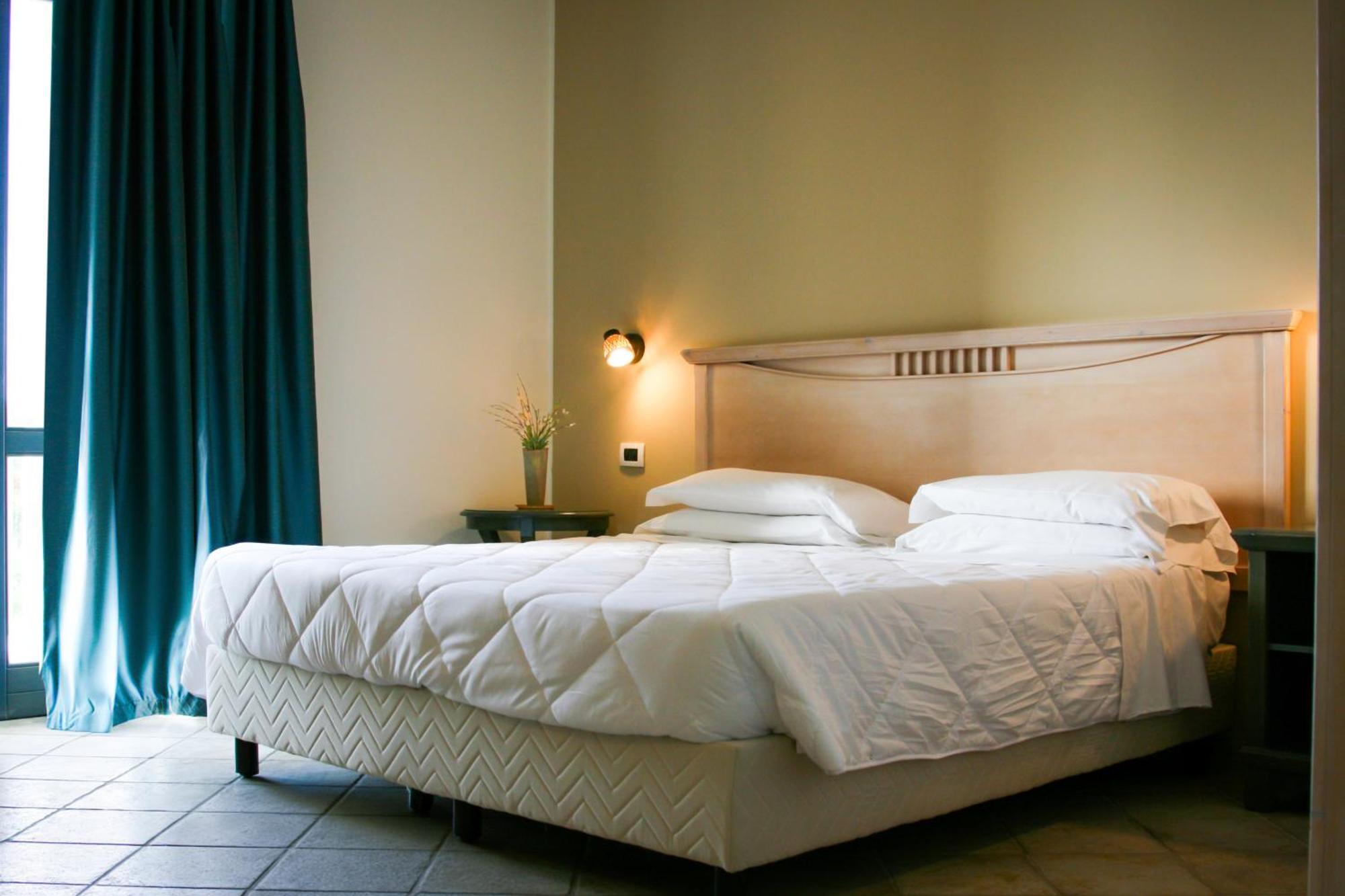 Hotel Zeta Club Selinunte à Marinella di Selinunte Extérieur photo