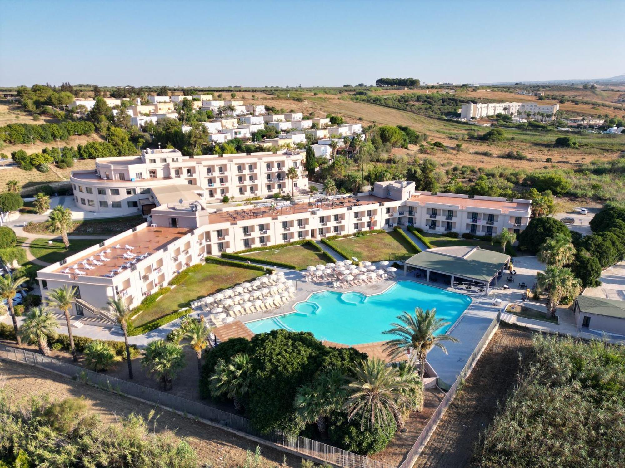Hotel Zeta Club Selinunte à Marinella di Selinunte Extérieur photo